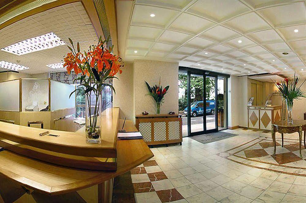 Norfolk Plaza Hotel London Ngoại thất bức ảnh